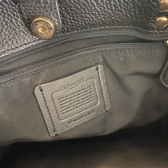 Black leather Coach bag - Picture 8 of 9